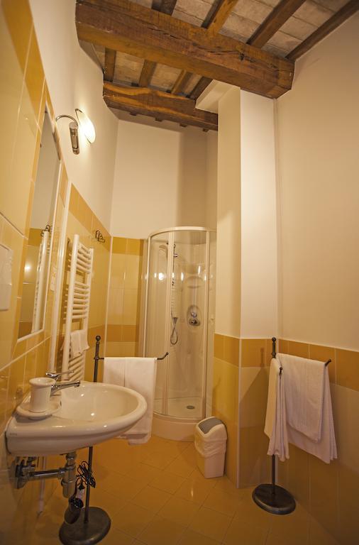 Il Ristoro Del Viandante Hotel Offagna Room photo